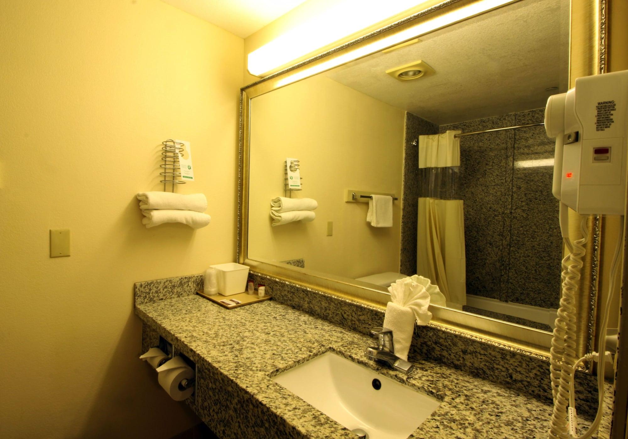 Sunburst Spa & Motel 2*